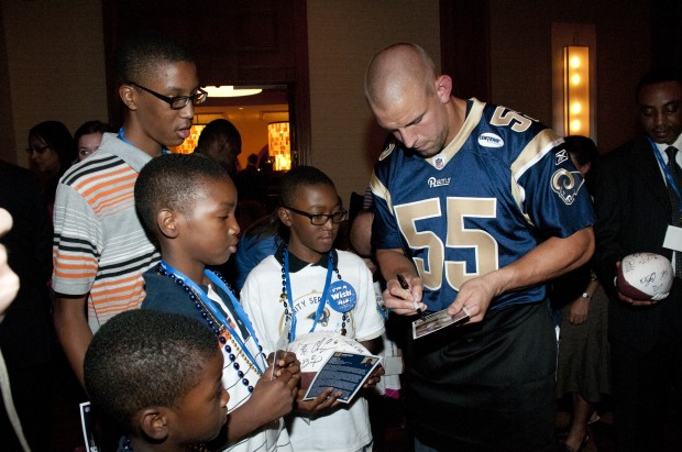 Make_A_Wish_RAMS